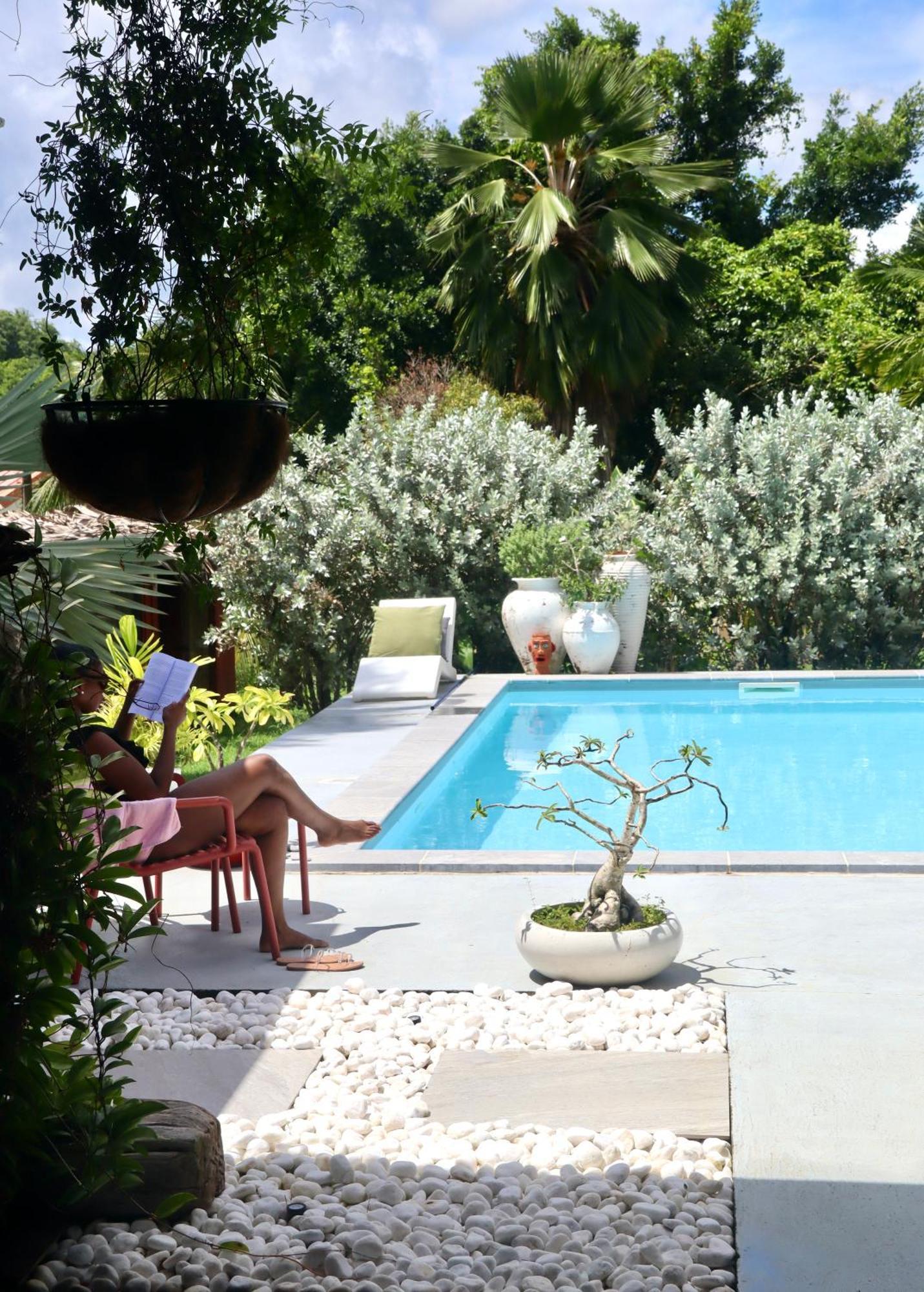 Le Baobab Rouge - Maison D'Hotes Reservee Aux Femmes Le Lamentin Exterior foto